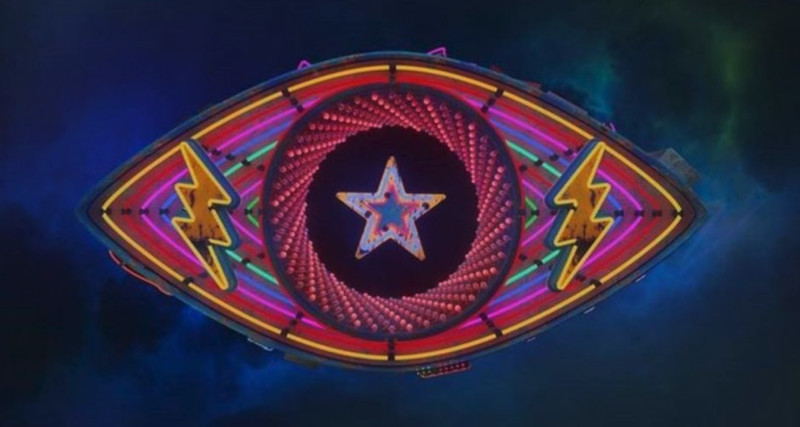 Main image for Sian enters Big Brother house
