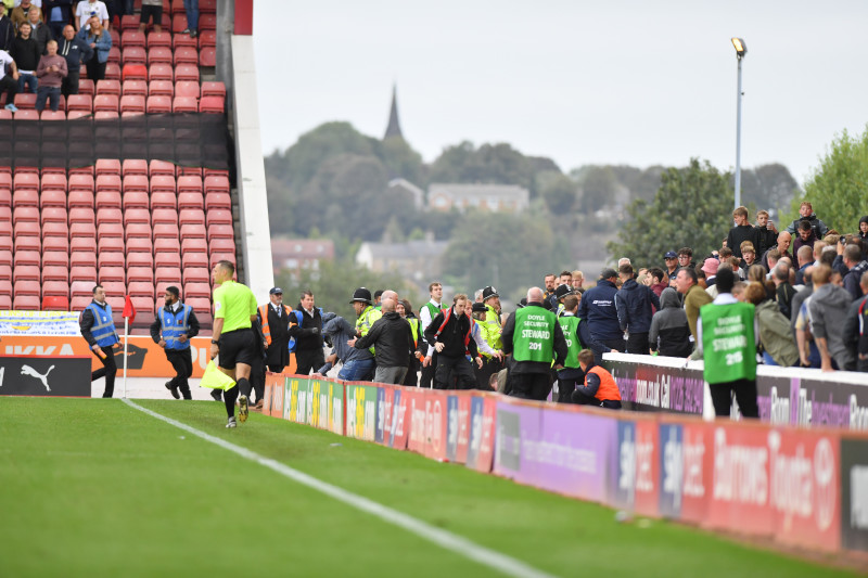 Main image for Clubs 'greatly disappointed' by crowd trouble 